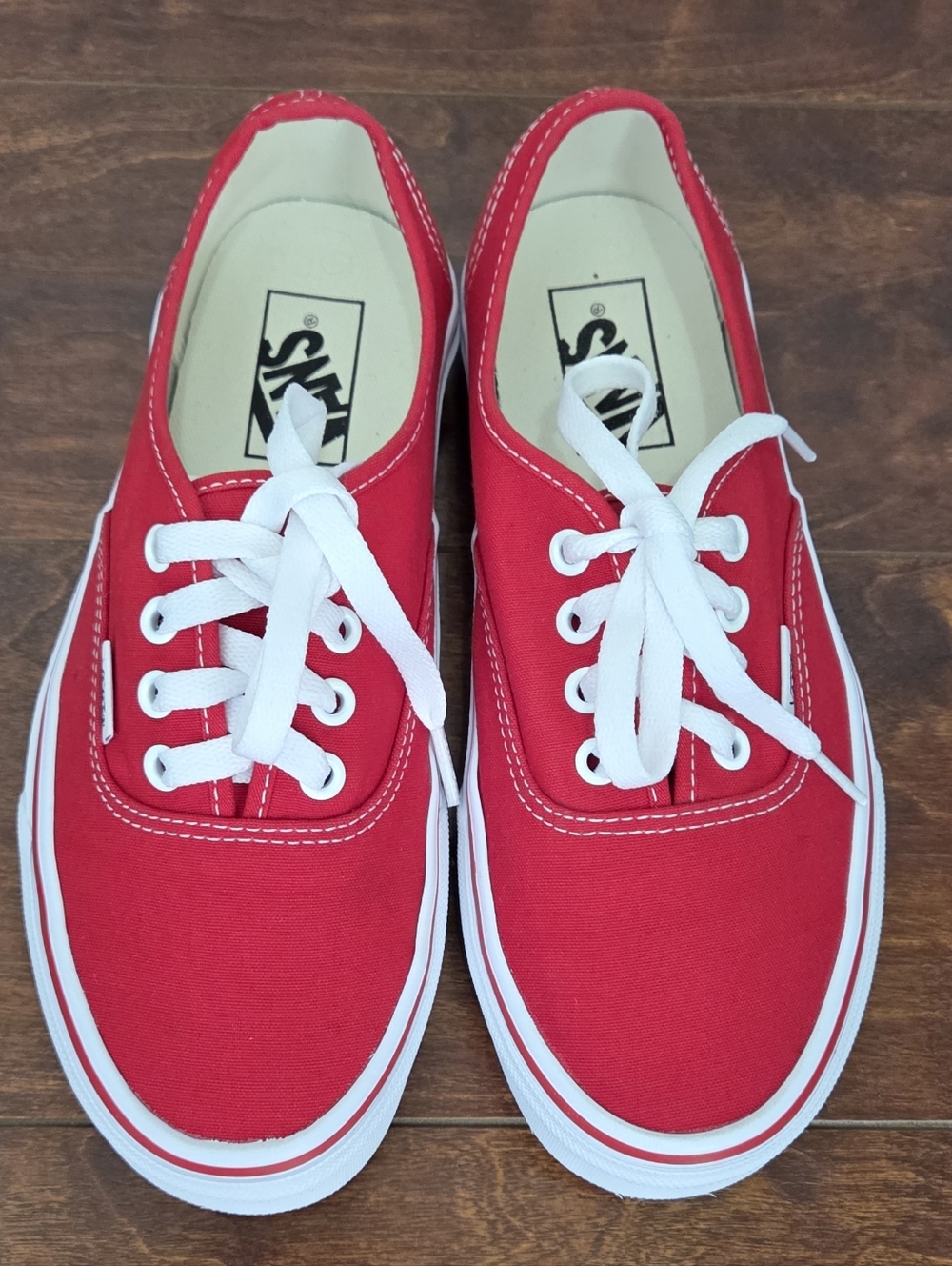 Vans Classic Low-Top Canvas Sneakers in Red and White Women Size 7.5 Skating - Picture 3 of 9